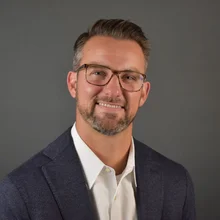 Headshot of Ian Rudebusch